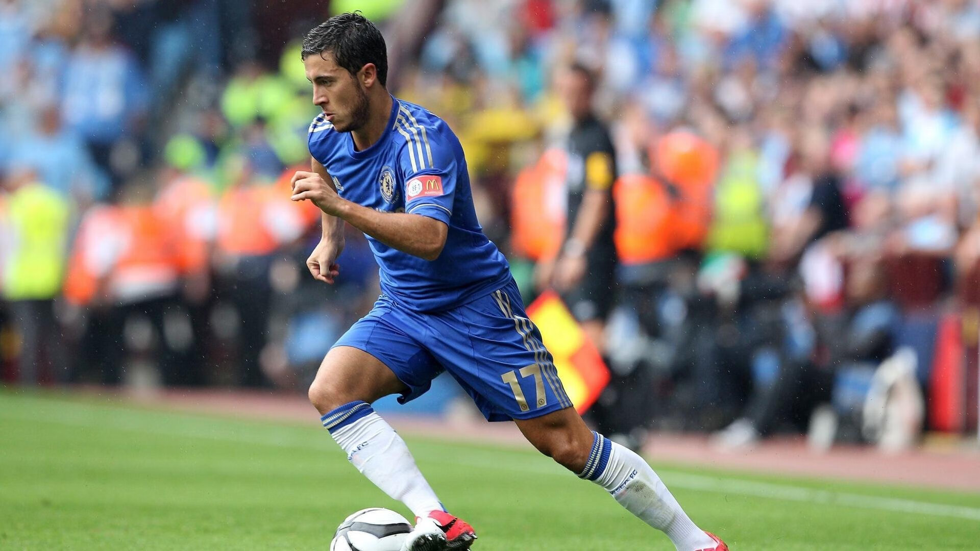 德甲豪门补强中场,目标锁定联赛冠军,德甲豪门降级