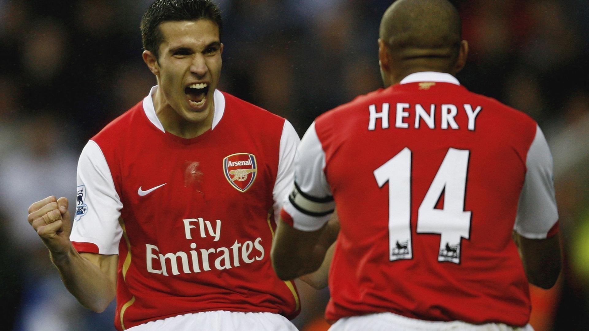 电竞选手的训练日常：高强度训练与心理调节，电竞选手的训练内容