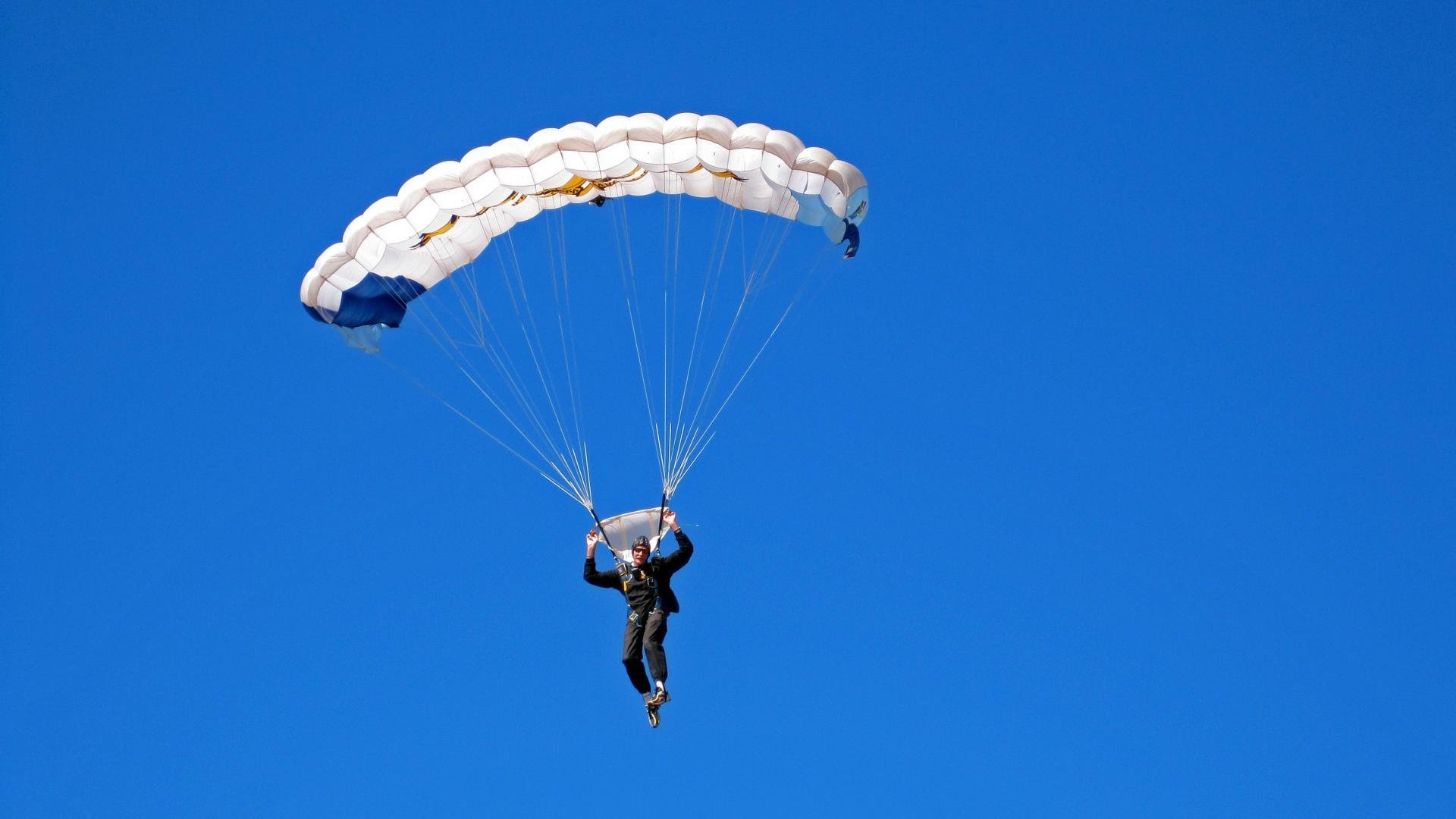 逆天逆转！那些欧冠史上最经典的“最后一分钟奇迹”，欧冠最后一轮冷门